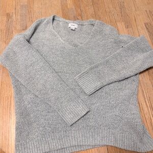 SOLD Old Navy Heather Gray Knit Top